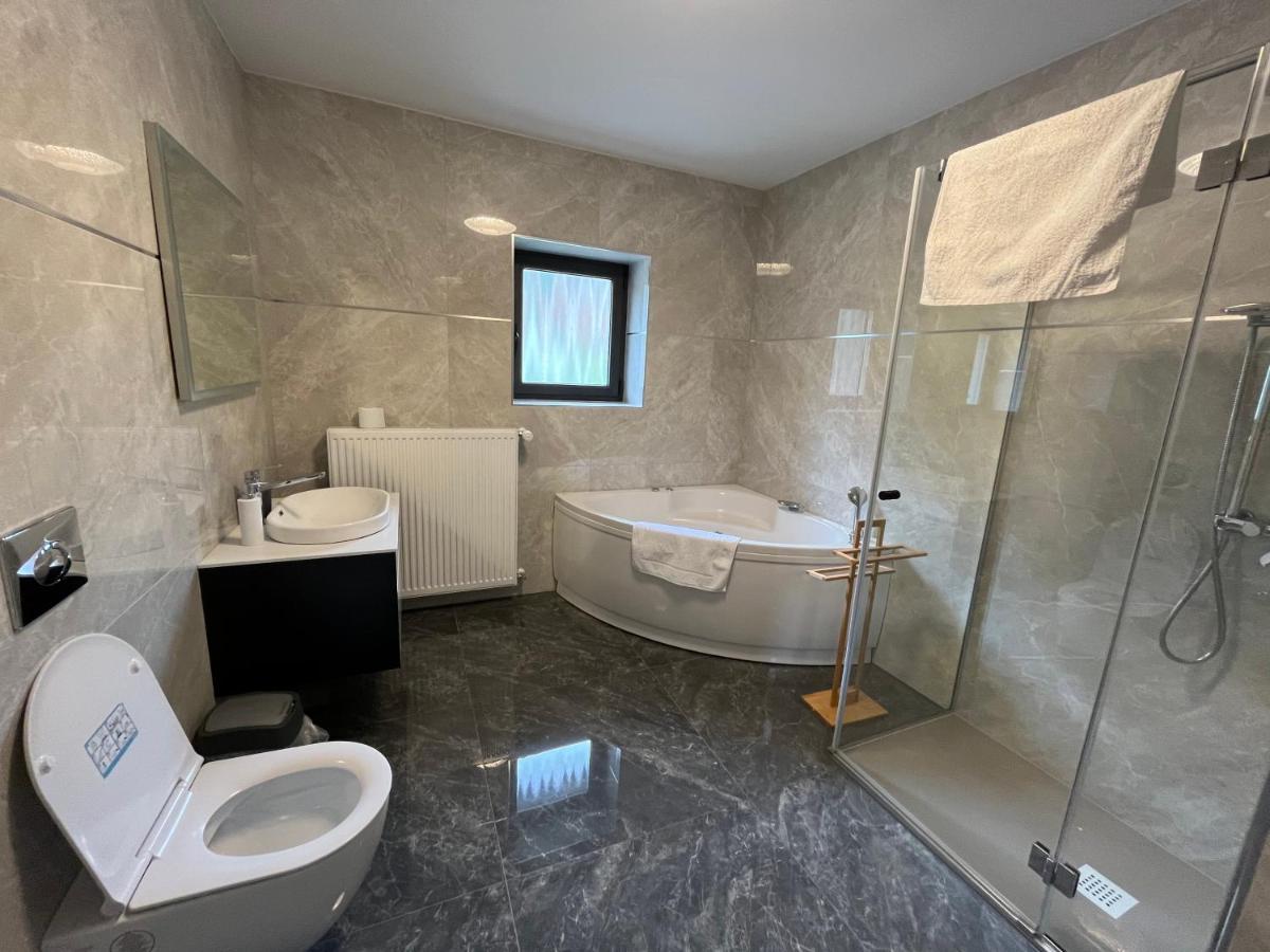 Two Panorama Apartments โบเว็ก ภายนอก รูปภาพ